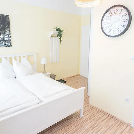 Hotel Schoenbrunn *