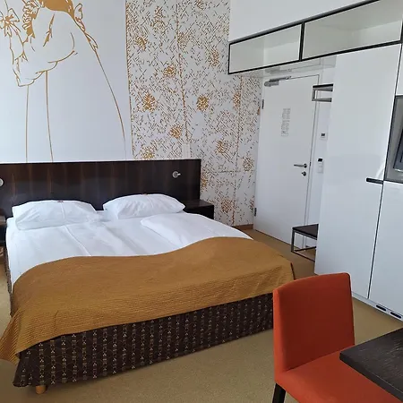 Alma Boutique-hotel Hotell 4*