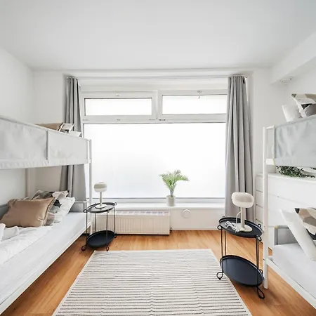 Hostel Lofts *