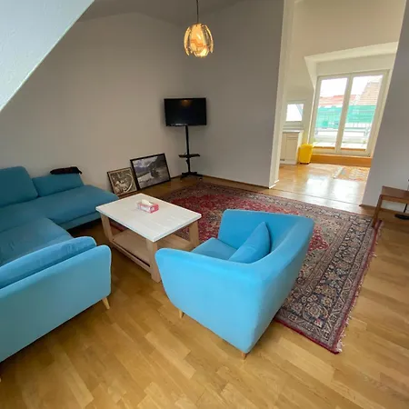 Luxury Penthouse Near Metro, Train Station And 15 Mins Center *