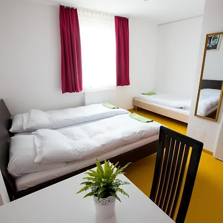 A&t * Wien