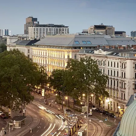 The Ritz-carlton, Hotel 5*