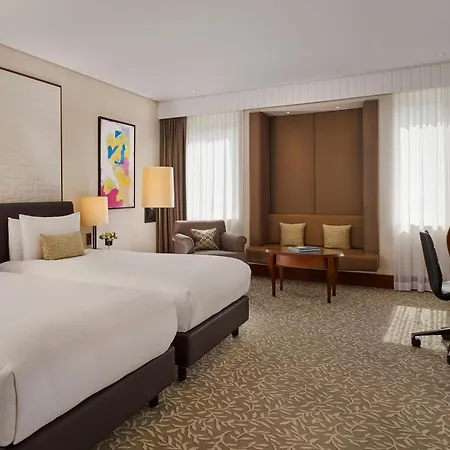 The Ritz-carlton,