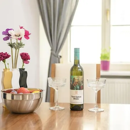 Apartment Charming In Center Vienna