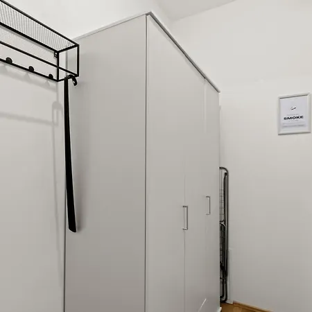 Farawayhomes 43 * Vienna
