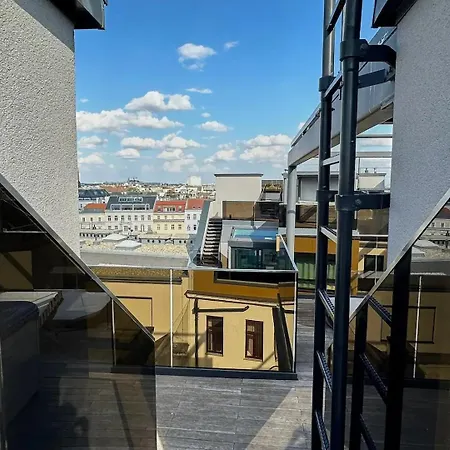 Next To Augarten I Penthouse I Rooftop Terrace I Lejlighed