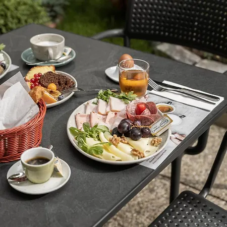 Mynext - Sommerhotel Hotel Wenen