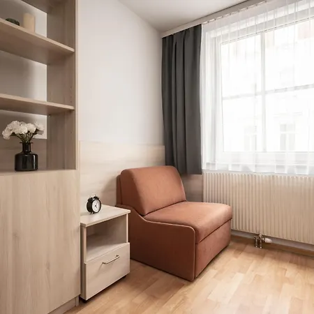 Hotel Mynext - Sommerhotel Wenen