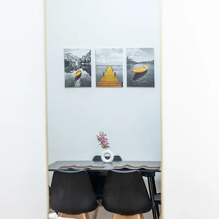 Apartment Deluxe Retreat Near Praeter Park And Centre Vienna