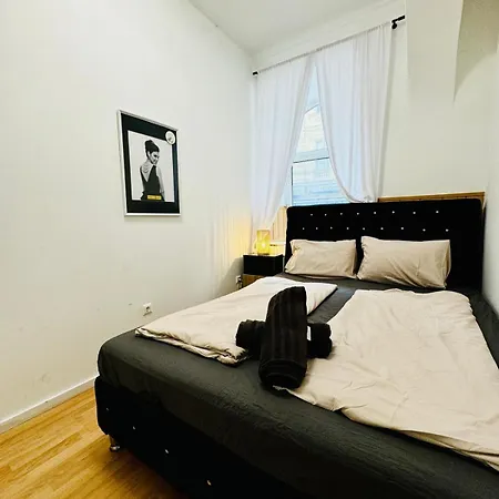 Comfy In A Shared Apt, 8min To Rathausplatz * Wien