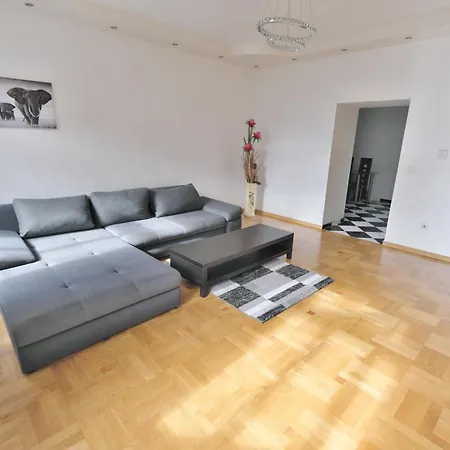 Schoenbrunn Apartament Viena