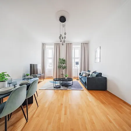 Franz By Home1 Apartment Vienna