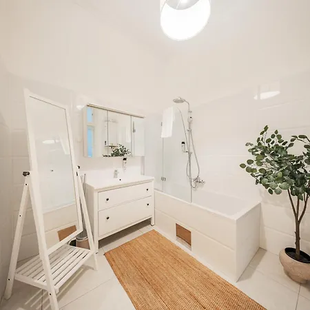 Apartment Franz By Home1 Vienna