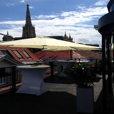 Topazz & Lamee Hotel 5*