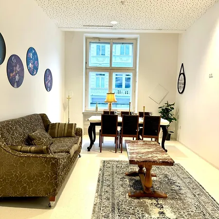 Opera 149 M2 Wien
