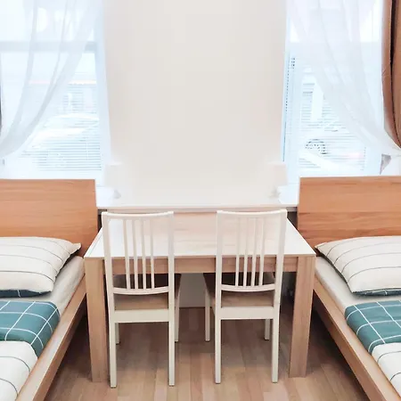 Favorit-rooms Direkt Metro-u1 Connection To Centralstation And City-center *