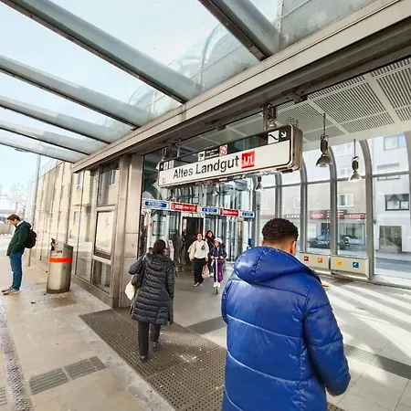 Favorit-rooms Direkt Metro-u1 Connection To Centralstation And City-center * Vienna