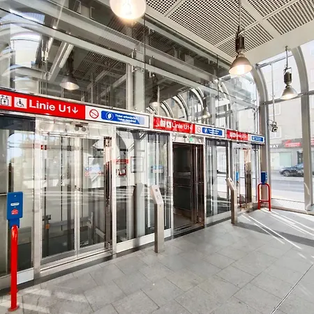 Favorit-rooms Direkt Metro-u1 Connection To Centralstation And City-center Vienna