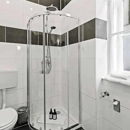 Apartament Next To Mariahilferstrasse I Bars, Cafe I Fast Wifi