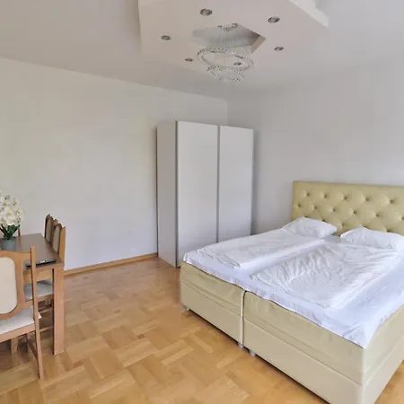 Schoenbrunn Apartament Viena