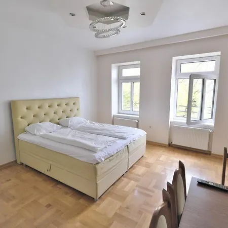Schoenbrunn Apartament Viena