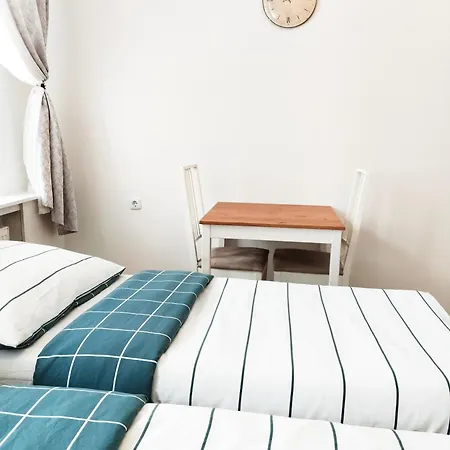 Favorit-rooms Direkt Metro-u1 Connection To Centralstation And City-center *