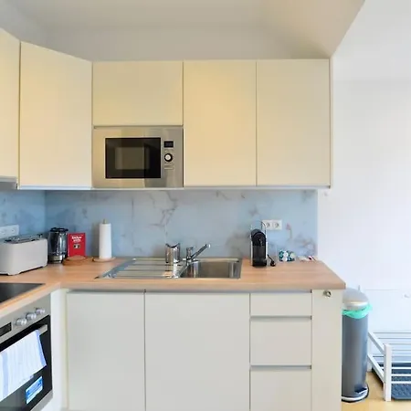 Apartment Modern Attic Flat With 2 Bedrooms *