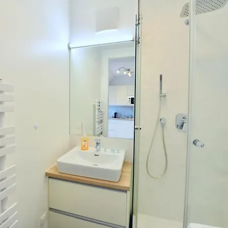 Modern Attic Flat With 2 Bedrooms * Vienna