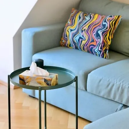 Modern Attic Flat With 2 Bedrooms * Vienna