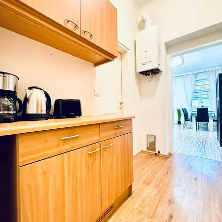 Affordable 2br Apartment, Close To Danube River Vienna