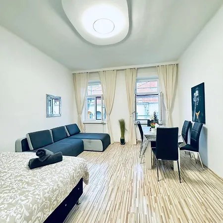 Affordable 2br Apartment, Close To Danube River * Vienna