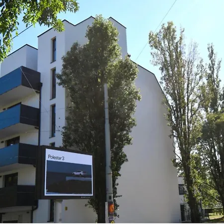 Apartment Carl's Design Residences By Domicilia *