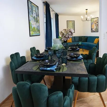 Carl's Design Residences By Domicilia * Vienna