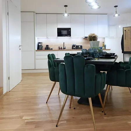 Apartment Carl's Design Residences By Domicilia