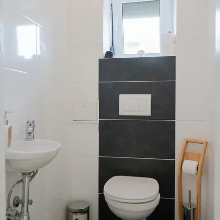 Domus Optima - Cozy Retreat In * 维也纳