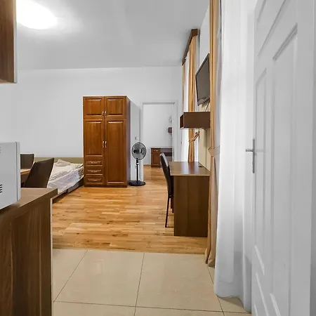 Two-bedroom Balcony Retreat For 4 Near Millennium Tower Apartment Vienna