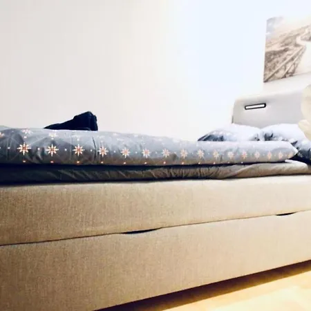 6 Min To Amusement Park - Economy In Shared Hostel