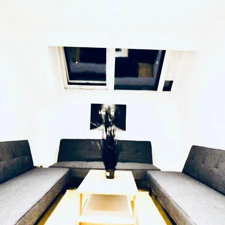 6 Min To Amusement Park - Economy In Shared Hostel *