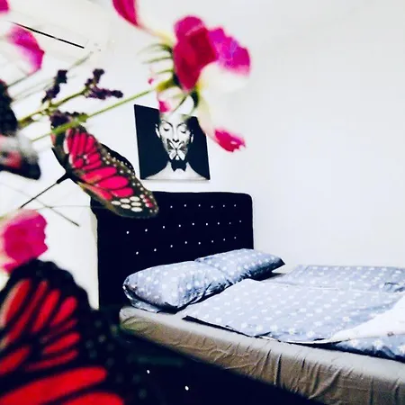 Hostel 6 Min To Amusement Park - Economy In Shared Vienna