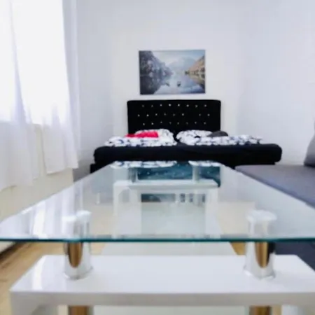 6 Min To Amusement Park - Economy In Shared * Vienna