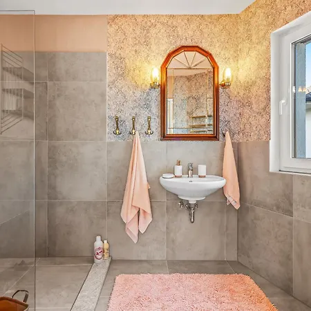 Rosi - Whirlpool Terrace - Free Parking - Wifi *