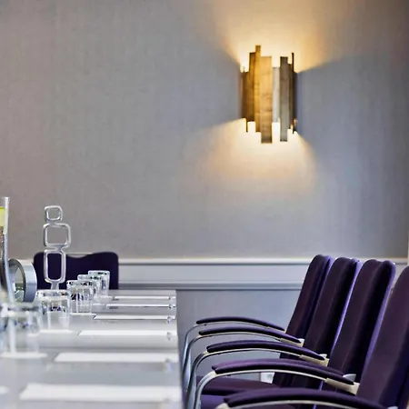 Renaissance Schoenbrunn Hotel Wenen