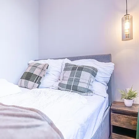 Apartment Spacious Shared Schoenbrunn *