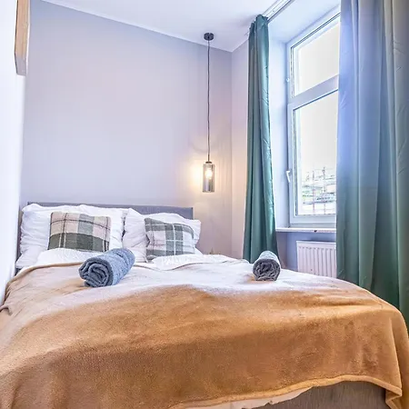 Apartment Spacious Shared Schoenbrunn