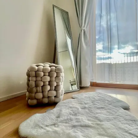 White Luxury Viena