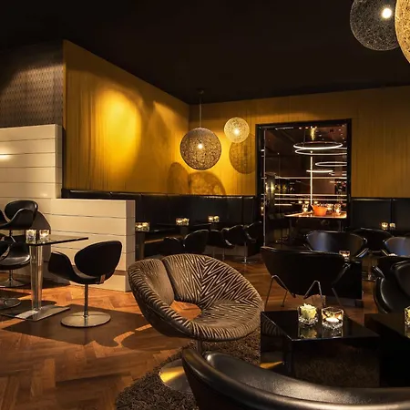 Le Meridien 5*
