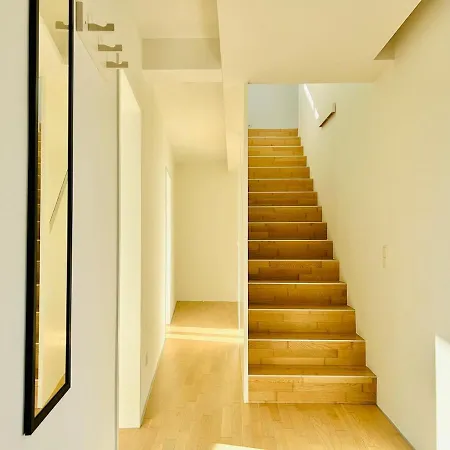 Apartment Modern 4 Room-apartment With Free Parking *