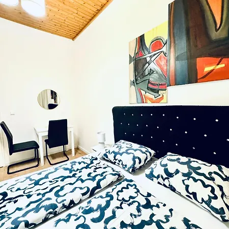 Apartamento Convenient 4br Shared For 11p, 10 Min To Atzgersdorf *