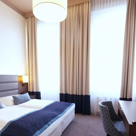 Drei Kronen 3* Vienna