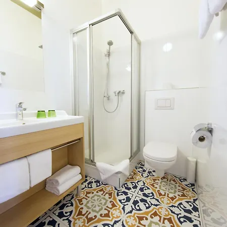 Drei Kronen Hotel 3*